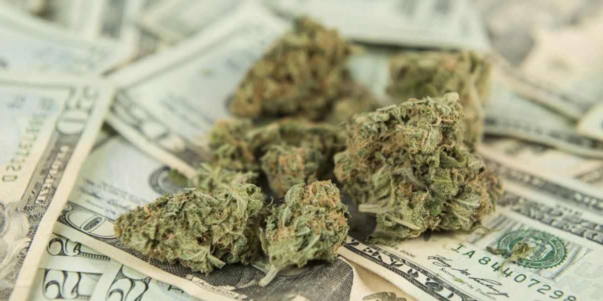 This is How Much Money Marijuana Could Make if Legalized Nationwide
